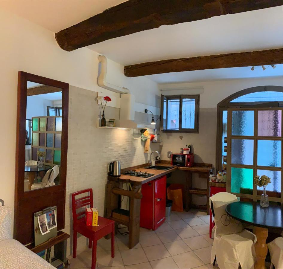Апартаменты La Casa Degli Zii Феррара Экстерьер фото