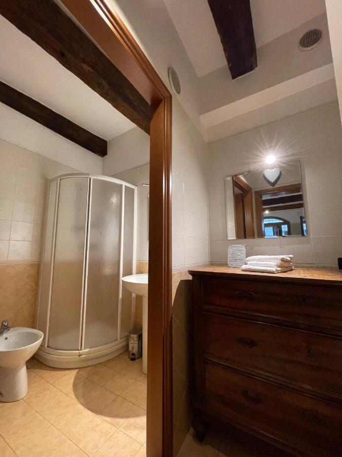 Апартаменты La Casa Degli Zii Феррара Экстерьер фото