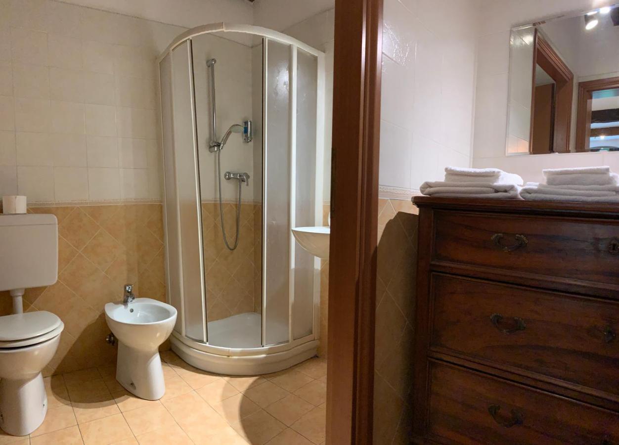 Апартаменты La Casa Degli Zii Феррара Экстерьер фото